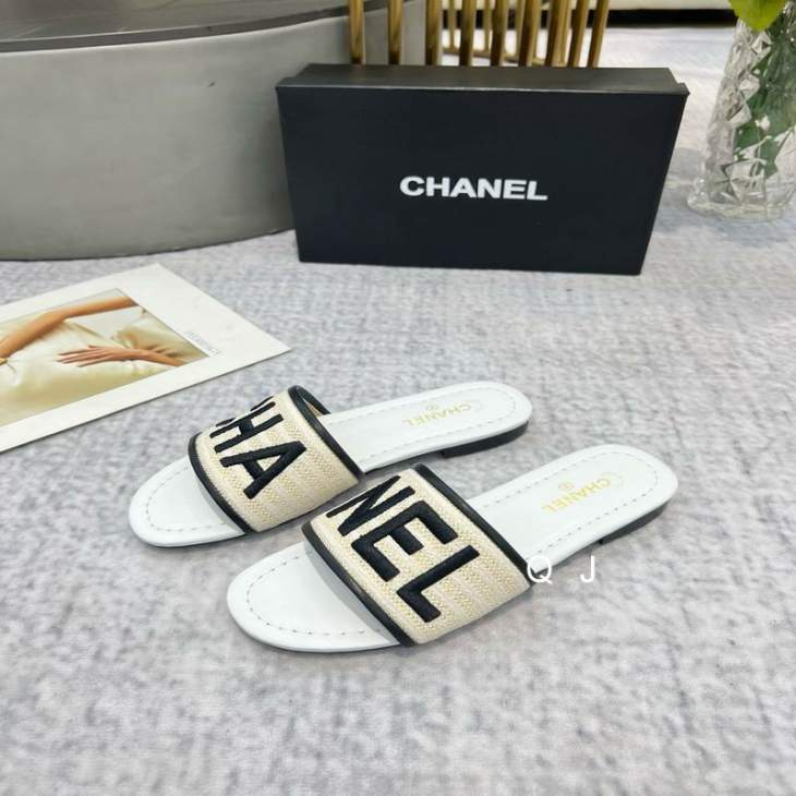 Picture of Chanel Slippers _SKUChanelsz35-40XJ06183115